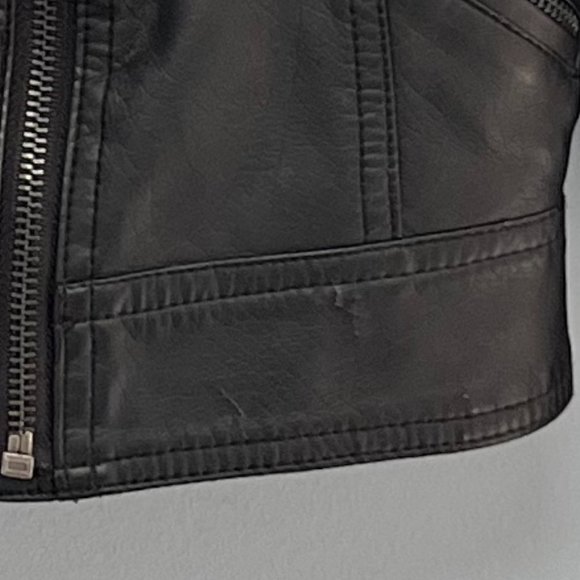 dELiA*s Poly / Pleather Moto / Biker Style Jacket Size Medium - Picture 2 of 9